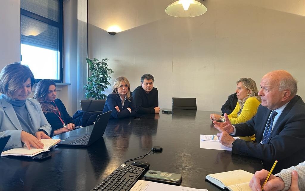 TRASPORTI, RIUNITO IL TAVOLO DI CONFRONTO TRA REGIONE UMBRIA, TRENITALIA E COMUNE DI ORVIETO