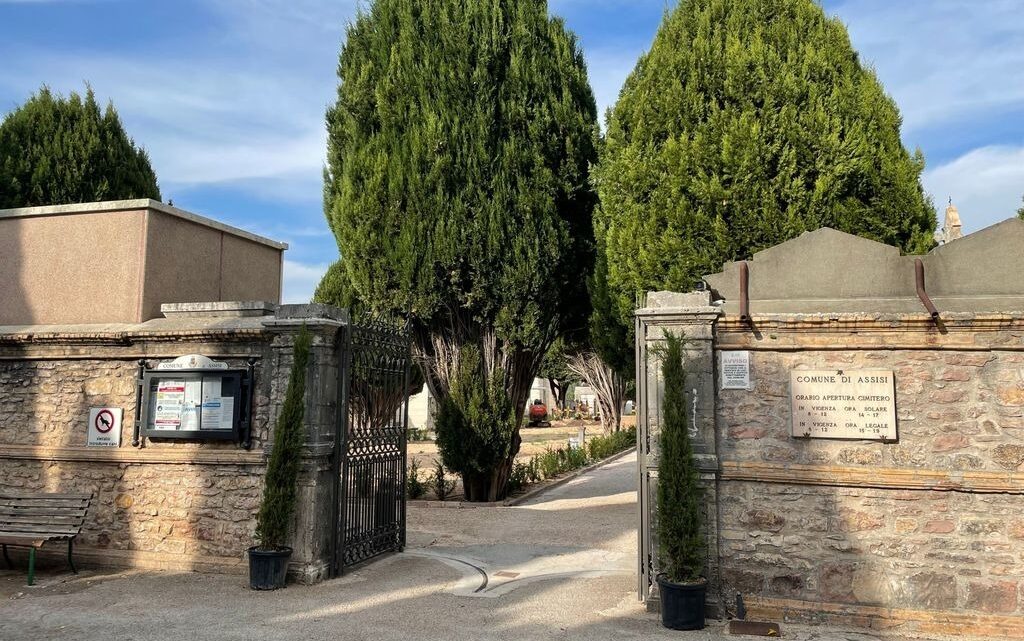 ALL’ASTA 27 CAPPELLINE GENTILIZIE PRESSO IL CIMITERO MONUMENTALE