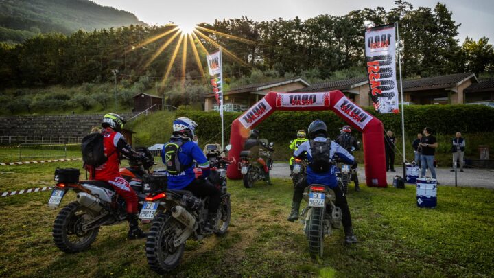 1000 SASSI 2024 CON UN ECCEZIONALE PARTERRE DI ESPONENTI DEL MONDO-MOTO  