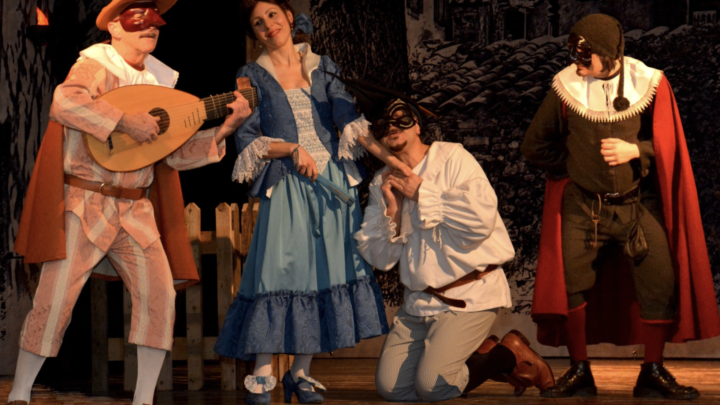 AVIGLIANO UMBRO, LE MASCHERE DELLA COMMEDIA DELL’ARTE PROTAGONISTE DELLO SPETTACOLO TEATRALE “LEZIONI D’AMORE”