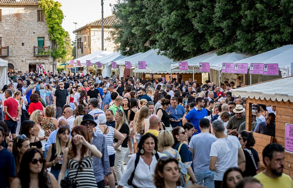 A POCHE ORE DALL’INIZIO DELLA 14/A EDIZIONE È GIÀ “PORCHETTIAMO MANIA”.  STRUTTURE ALBERGHIERE DEL TERRITORIO SOLD OUT IN ATTESA DEL FESTIVAL DEDICATO  ALLE PORCHETTE D’ITALIA E RAPPRESENTATIVO DELLO STREET FOOD PIÙ AUTENTICO E GENUINO.