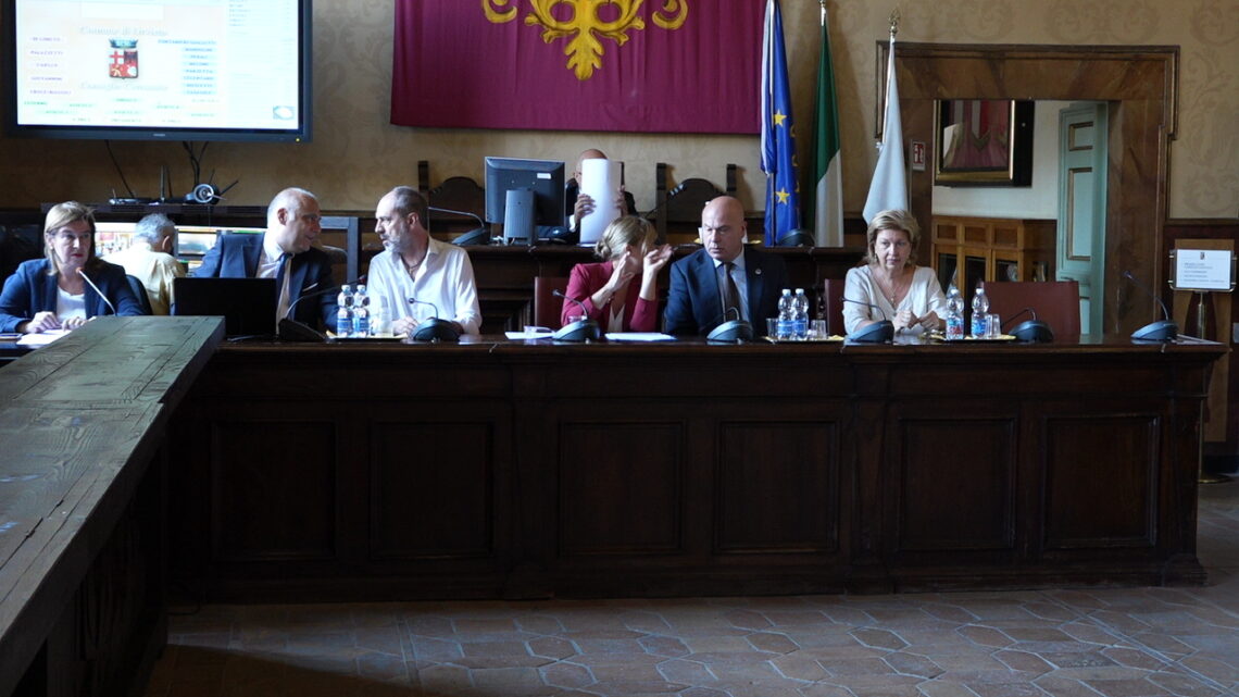 BILANCIO, IL CONSIGLIO DÀ IL VIA LIBERA ALLA VARIAZIONE E ALLA DESTINAZIONE PARZIALE DELL’AVANZO DI AMMINISTRAZIONE