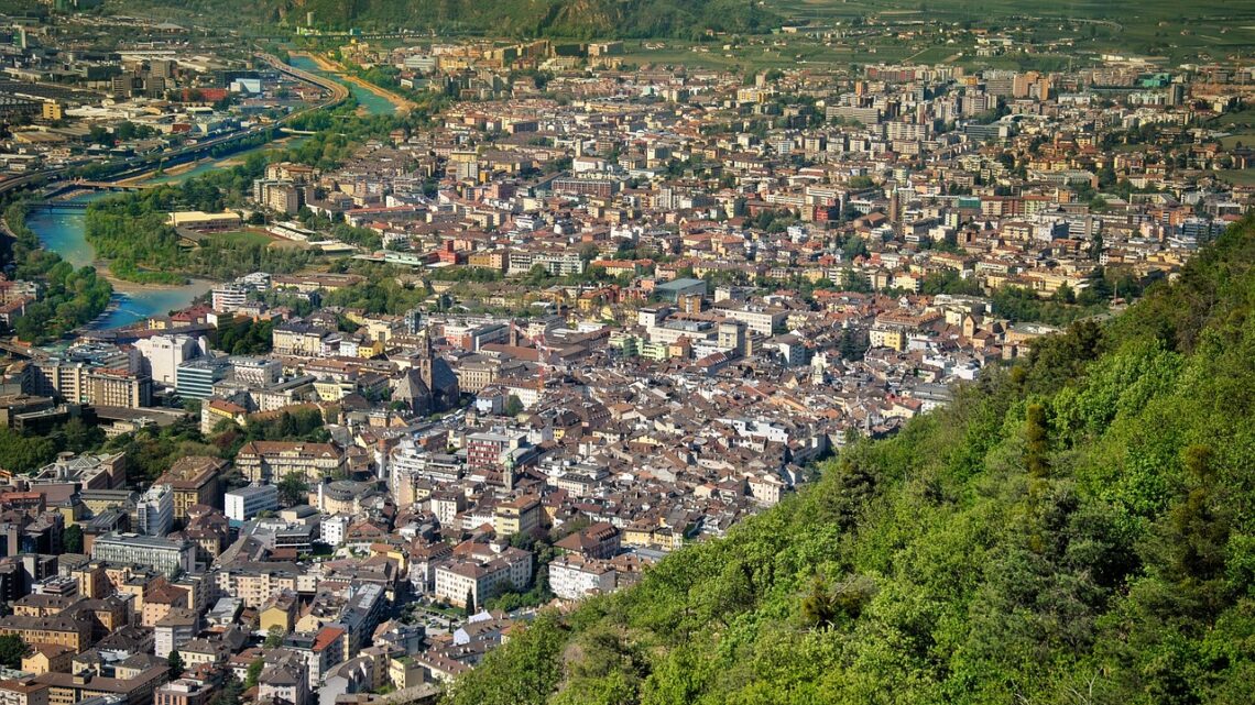 UNC: LA CLASSIFICA DI TUTTE LE CITTÀ PIÙ CARE D’ITALIA: AL 1° POSTO BOLZANO CON +579 EURO, AL 2° POSTO ROMA CON +388 EURO