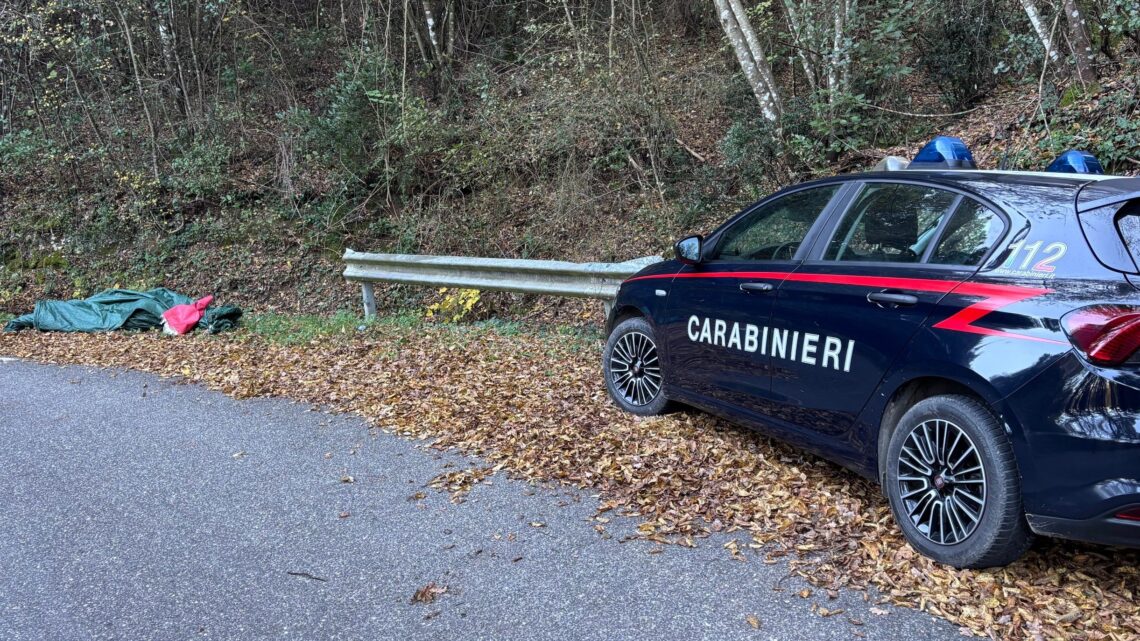 NARNI – BLITZ DEI CARABINIERI NELL’AREA BOSCHIVA DI SANTA LUCIA: SMANTELLATO UN BIVACCO. 