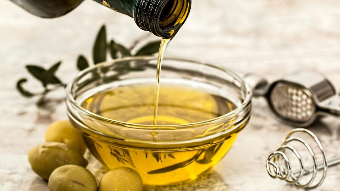 ORO VERDE DELL’UMBRIA,  VIA AL CONCORSO CHE ESALTA  LA QUALITÀ DELL’OLIO  E IL FUTURO DELL’OLIVICOLTURA UMBRA. UN’OPPORTUNITÀ IMPERDIBILE  PER I PRODUTTORI DI OLIO