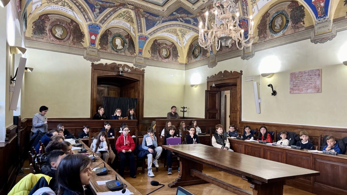 ASSISI, INSEDIATO IL NUOVO CONSIGLIO COMUNALE DEI RAGAZZI