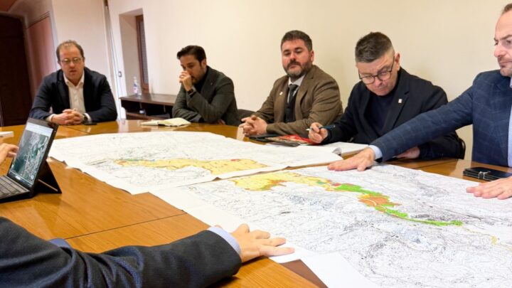 MESSA IN SICUREZZA DEL FIUME NERA, PREVISTI INTERVENTI PER UN TOTALE DI 40 MILIONI DI EURO. DE LUCA: “GIÀ FINANZIATO UN PRIMO STRALCIO CON 15 MILIONI DAL FONDO PER LO SVILUPPO E LA COESIONE”