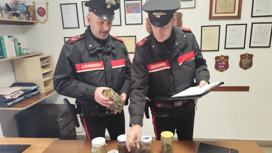 NARNI – 28ENNE TROVATO IN POSSESSO DI HASHISH E MARIJUANA ARRESTATO DAI CARABINIERI.