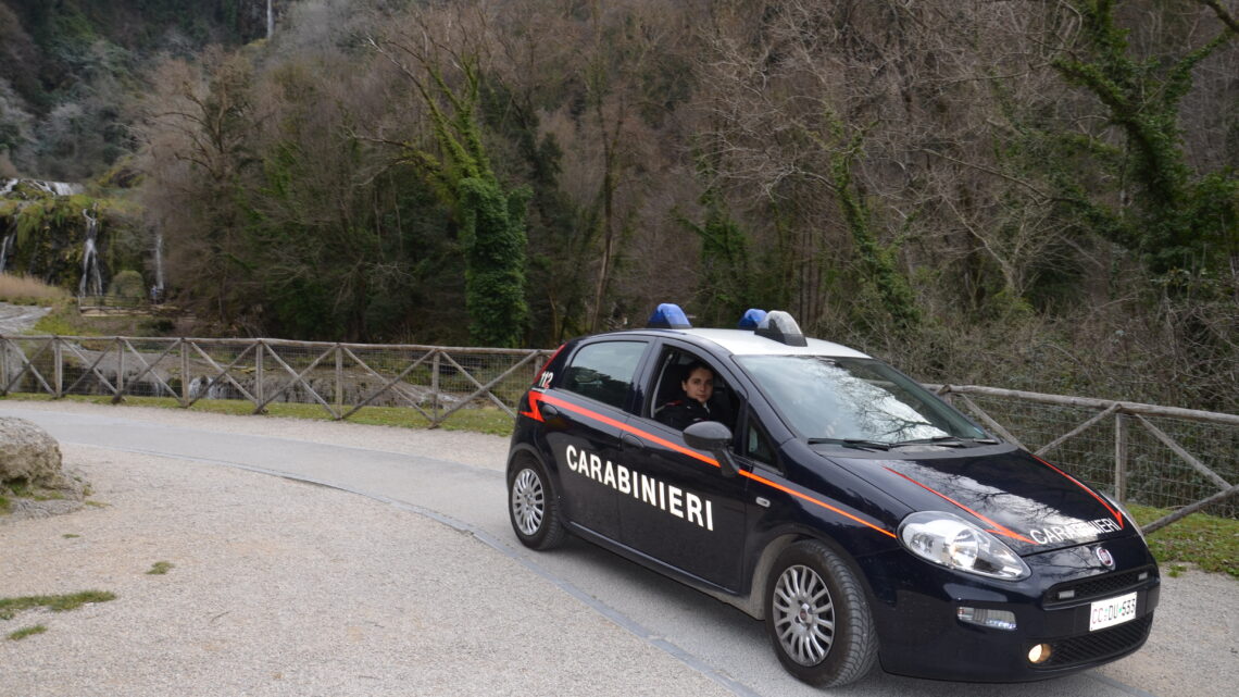 TERNI: AVEVA IN CASA COCAINA NASCOSTA NEL CAMINO, 61ENNE ARRESTATO DAI CARABINIERI.