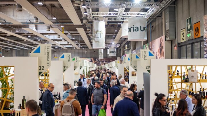 IL VINITALY UMBRO INAUGURATO NEL SEGNO DELLE ‘RADICI’ TRA ECHI DI ALTRI TEMPI E CONTEMPORANEITÀ