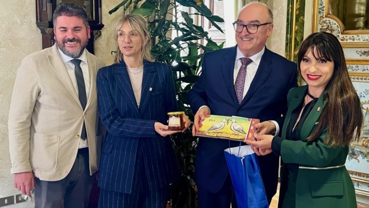 UMBRIA E SLOVENIA UNITE DA UNA VISIONE EUROPEA SOSTENIBILE: LA PRESIDENTE PROIETTI INCONTRA L’AMBASCIATORE LONGAR A PALAZZO DONINI