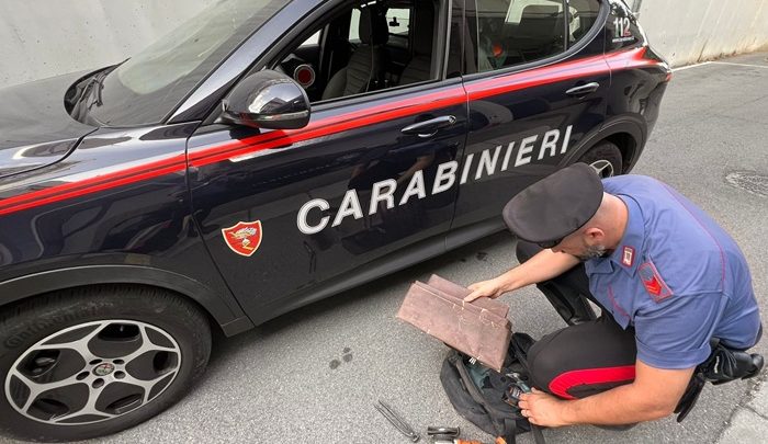 TERNI – ASPORTATE PLUVIALI ALL’INTERNO DI UNA SCUOLA: ARRESTATO 20ENNE STRANIERO. 