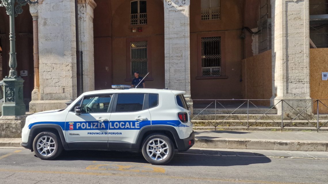 POLIZIA PROVINCIALE – SOCIETÀ EDILE NON PAGAVA NOLEGGIO AUTO DA MESI. RECUPERATO IL MEZZO E RESTITUITO ALLA DITTA NOLEGGIATRICE