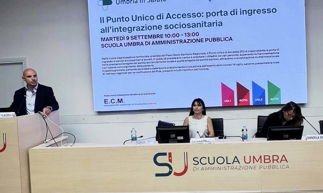 LA PRESIDENTE PROIETTI PRESENTA IL PUNTO UNICO DI ACCESSO: “LA PORTA CHE INTRODUCE AI SERVIZI SOCIOSANITARI, PRESENTE IN OGNI CASA DELLA COMUNITÀ”
