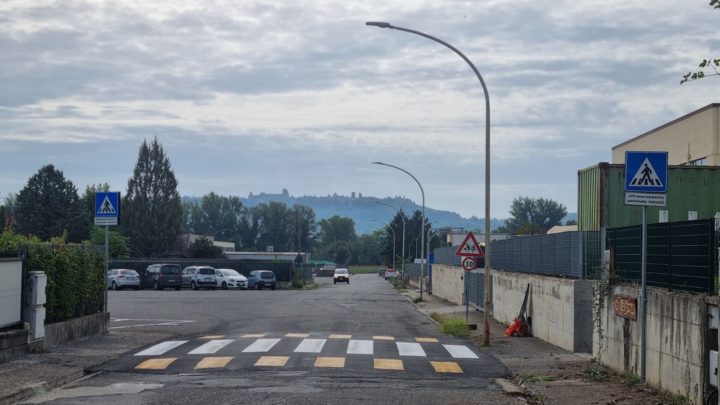 SCUOLA “COLLODI”, ATTRAVERSAMENTO PEDONALE RIALZATO IN VIA DEI MURATORI E DISSUASSORI PER LA SOSTA