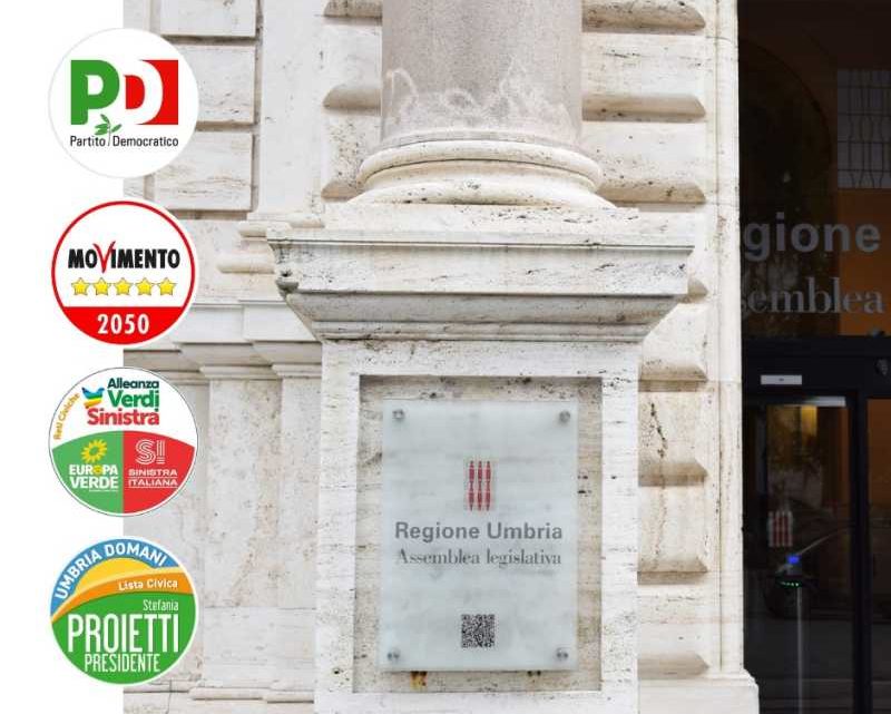 “RIFIUTI IN DISCARICA RIDOTTI DEL 25% IN UN ANNO, RISULTATO STRAORDINARIO DEL CENTROSINISTRA. LA DESTRA CHE URLA NEL 2024 HA PORTATO RIFIUTI ANCHE DALLA CAMPANIA NELLE DISCARICHE UMBRE, TESEI, MELASECCHE E AGABITI CHE HANNO VOTATO CI SPIEGHINO PERCHÉ”