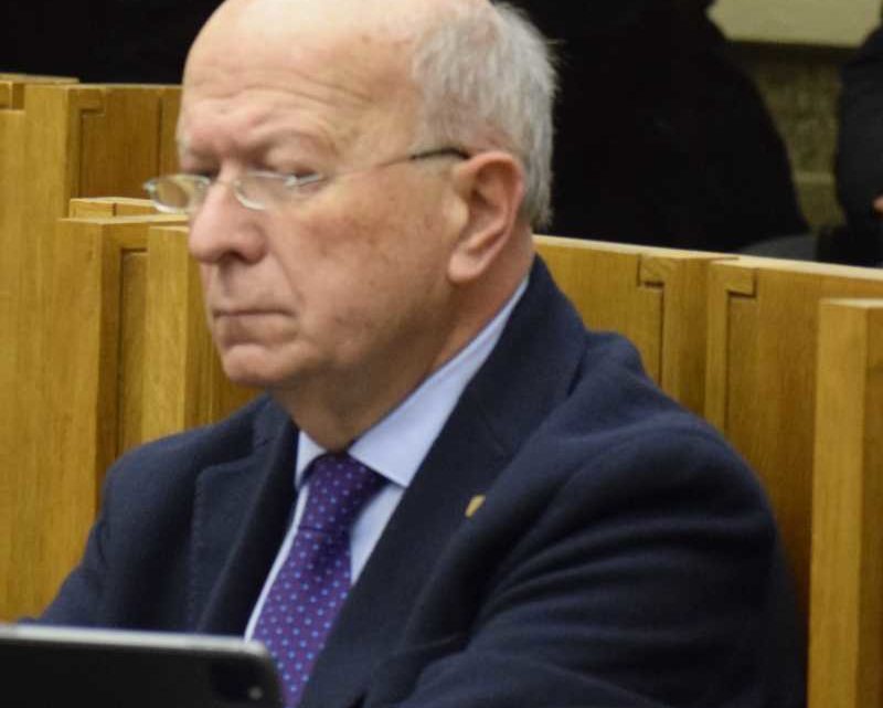 “LA PROIETTI SCOPRE LE CARTE: TERNANA AL FALLIMENTO, SALTA LO STADIO E IPOTECA LA CLINICA PER ALTRA CORDATA”