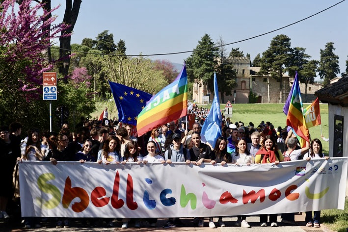 FACCIAMO COME FRANCESCO! CONCLUSO AD ASSISI IL MEETING NAZIONALE DELLE SCUOLE DI PACE