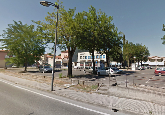 LUNEDI 27 APRILE DIVIETO DI TRANSITO PEDONALE E SOSTA SU QUATTRO STALLI AUTO IN PIAZZA DEL COMMERCIO