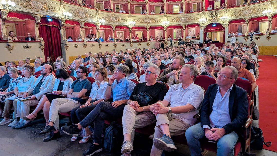 CHIAMATA ALLE ARTI, PRESENTATO IL CALENDARIO DEGLI AVVISI PER I CONTRIBUTI ECONOMICI: BORI, “PARTE UNA NUOVA PROGRAMMAZIONE, DALLA CULTURA-EVENTO ALLA CULTURA-INFRASTRUTTURA”
