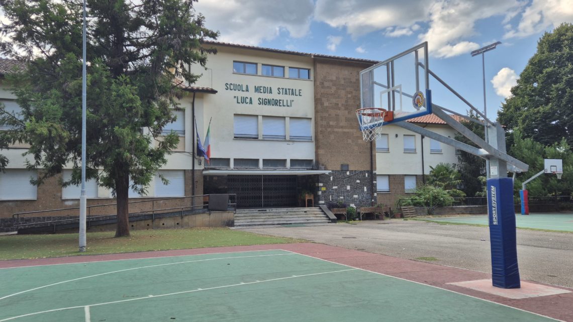 PALESTRA DELL’ISTITUTO SIGNORELLI: BUONE INTENZIONI MA I FATTI ANCORA NON SI VEDONO
